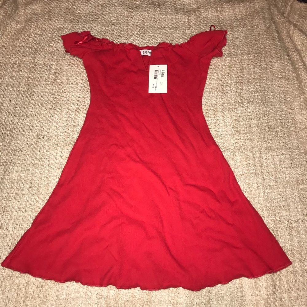 New V-wire stretchy dress